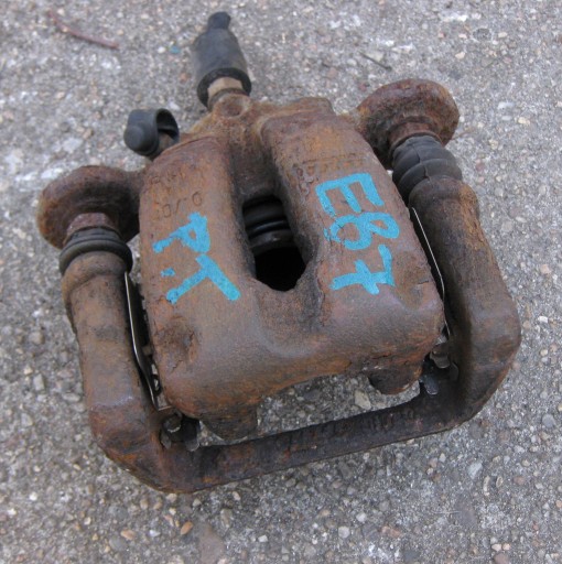 BMW E87 2.0D 08R caliper brake right rear part