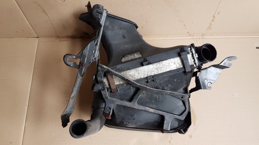 ИНТЕРКУЛЕР ПРАВЫЙ PORSCHE 911 996 00-05