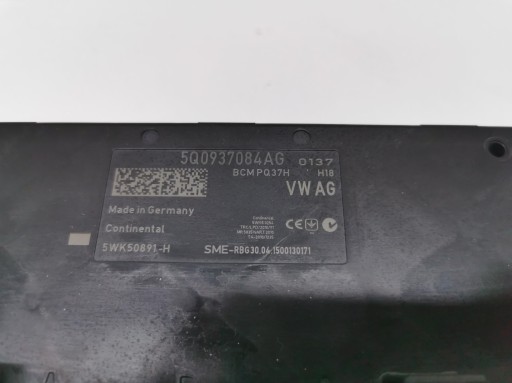 MODL KOMFORTU SKODA OCTAVIA III 5Q0937084AG