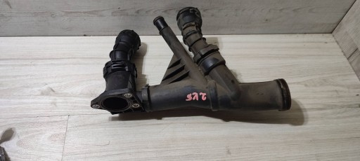 csomag termostatu Volkswagen Caddy 04L121071E