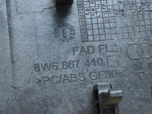 AUDI A5 8W DEKOR door right 8W6867410