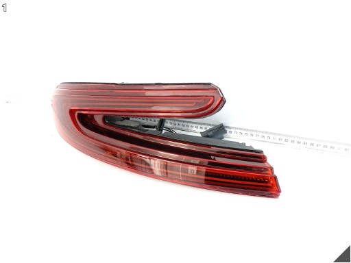ASTON MARTIN DB11 16-23 light TAIL of lights W fender left rear part ( USA ) ROSE