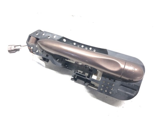 ДВЕРНАЯ РУЧКА ПЕРЕДНЯЯ ЛЕВАЯ НАРУЖНАЯ SCENIC III 08-22