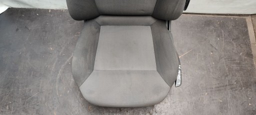 seat front left driver´s Opel Zafira B 1,9 CDTI