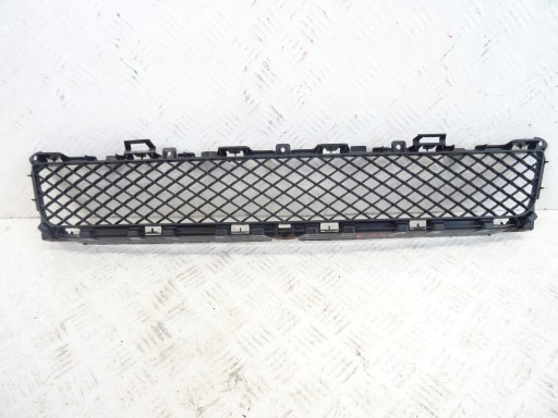 grid of a bumper front front central JAGUAR XF 250 8X23-17K945
