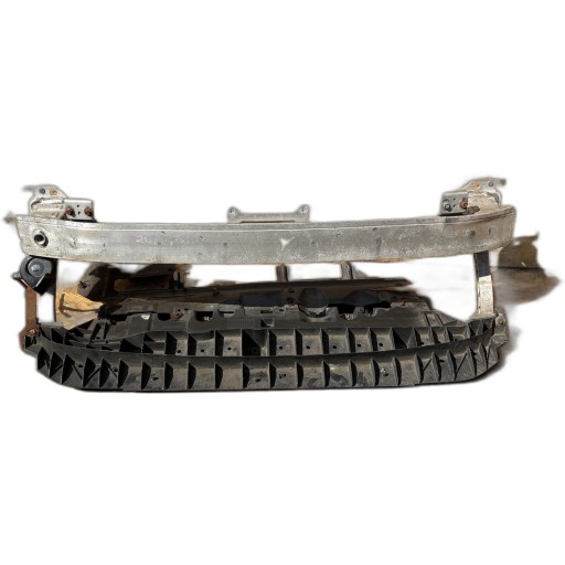 sider bar, wall front Peugeot 208 and