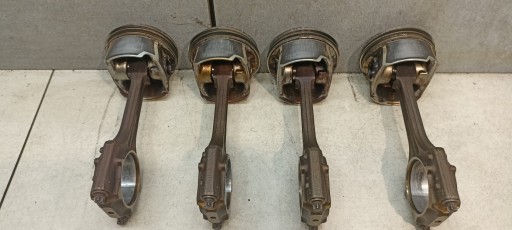 piston connecting rod AUDI A6 C6 2.0 82.460