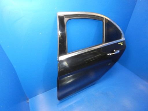 MERCEDES C KLASA W205 sedan door left rear part rear. complete