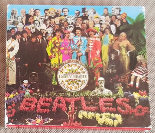 THE BEATLES SGT. PEPPER'S LONELY HEARTS CLUB BAND