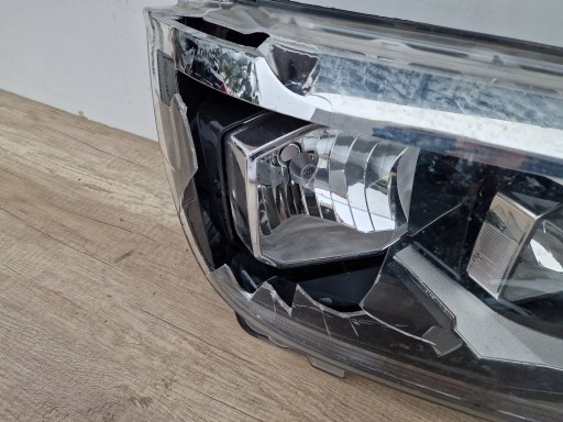 VW CRAFTER 2 II 7C MAN TGE right light front ORG