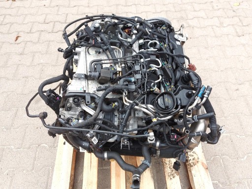 Audi A4 B9 8W LIFT Kombi 8W9 Motore completo INIETTORI 2.0 TDI DETA 190KM,