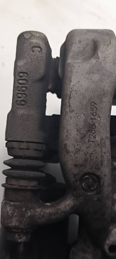 caliper brake rear part left 9837165980 PEUGEOT 208 II GT LINE