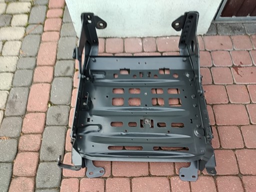 963022F401 - БАЗА АКУМУЛЯТОРНОГО ЯЩИКА MERCEDES ATEGO