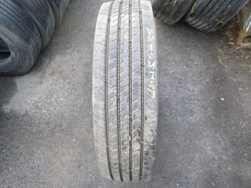 12R22, 5 Bridgestone r297 передня вантажівка