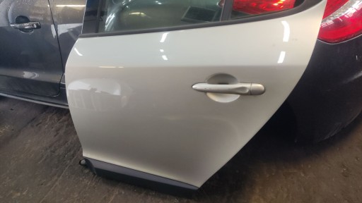 dveře levý záď Renault Megane III 2010 BZ1V kompletní