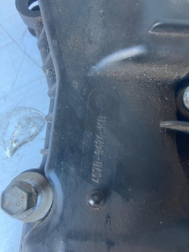 Abdeckung der Ventile rechts CITROEN LAND ROVER 2.7 HDI UHZ 4S7Q-9424-KB