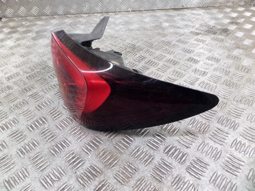 OPEL ASTRA 5 V K HB right light rear part 39099015