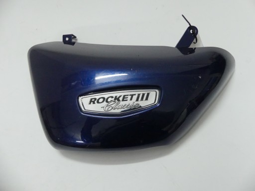 T2305881 - КРИШКА КАПОТА СТОРОНА ЕМБЛЕМА TRIUMPH ROCKET 3