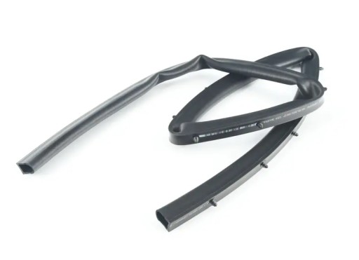 51767397485 - Прокладка капота BMW X3 G01