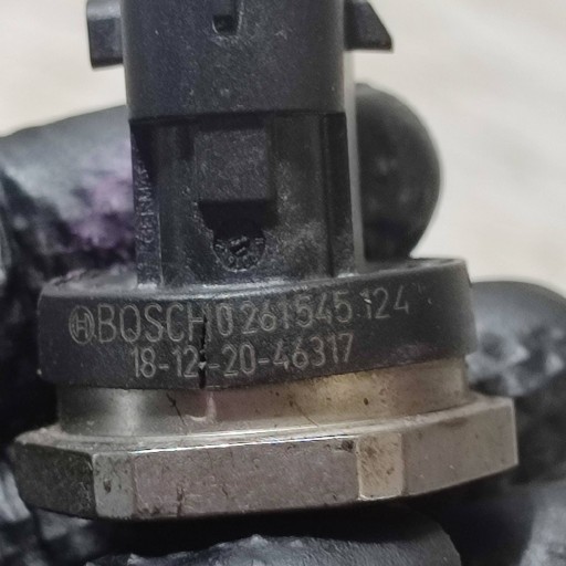 sensor of pressure of the fuel Suzuki Vitara (LY) 0261545124