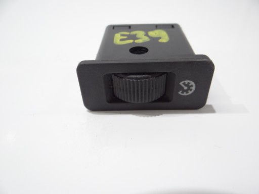 BMW E39 REGULATOR JASNOSCI of dials 8360461