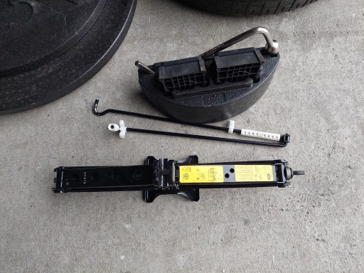 wheel ZASASOWE spare 195/70 R 20 gear lever running board RANGE ROVER VOGUE L405