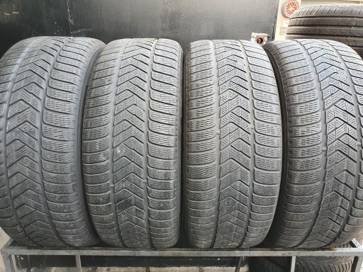 255 / 60R18 Pirelli Scorpion зимовий комплект шин