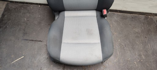 seat front right of the passenger Chevrolet Aveo