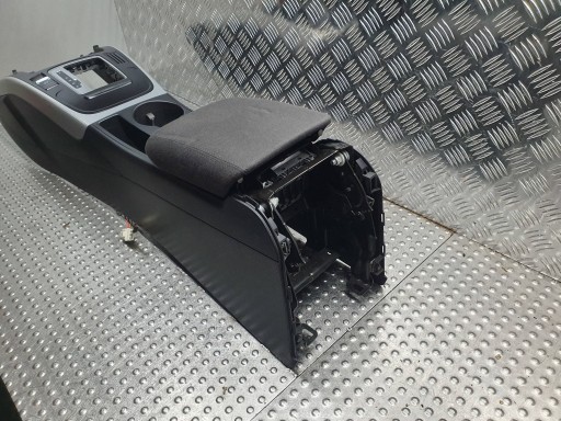 TUNEL mitte Armlehne 8K0863244A AUDI A5 S5 8T0 A4 S4 B8 LIFT 07-16