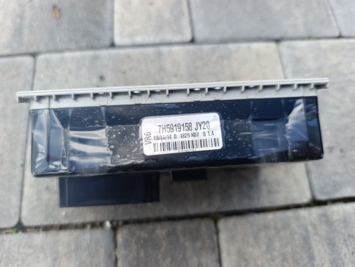 Panel VW T5 Lift control unit nawiewow rear part z sufitu Caravelle 7H5919158J Y20