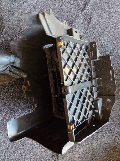 Gehäuse AKUMULATORA RENAULT TRAFIC III VIVARO B TALENTO NV300 244287528R