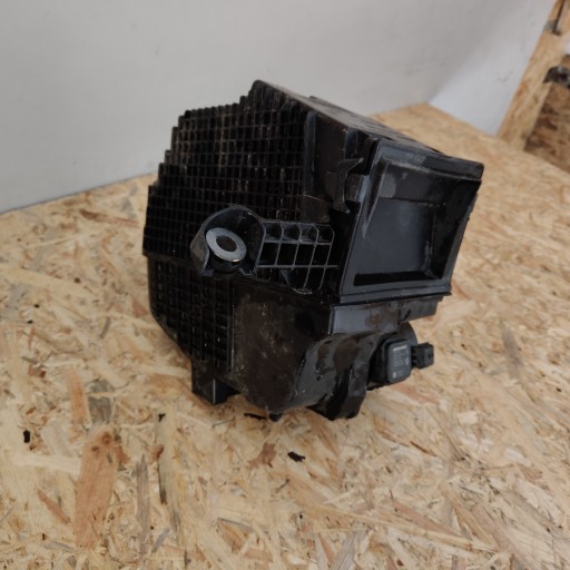 Gehäuse filter luft RENAULT CLIO IV 165001258