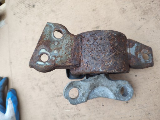 gearbox mount Opel Corsa D 1.4