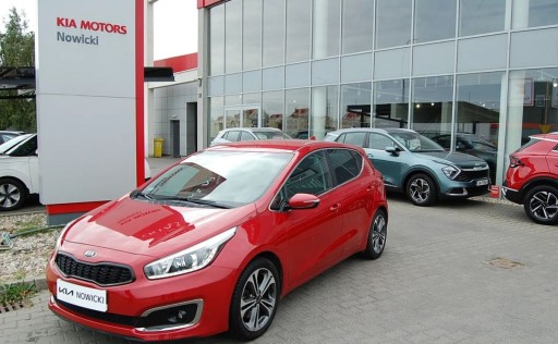 Kia Ceed II Hatchback 5d Facelifting 1.6 CRDi 136KM 2017