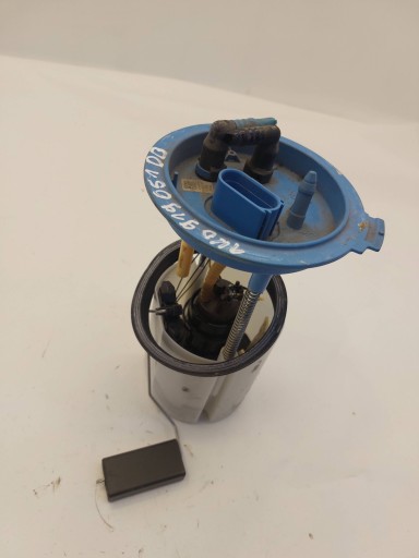 A3 8P LIFT GOLF VI SCIROCCO 1.2 1.4 TSI feed pump W tank 1K0919051DB