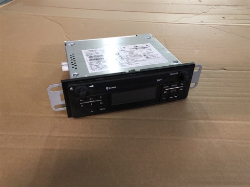 2014-2020R. 2017R. - РАДІО CD 281157689R RENAULT TRAFIC III 14-20R.