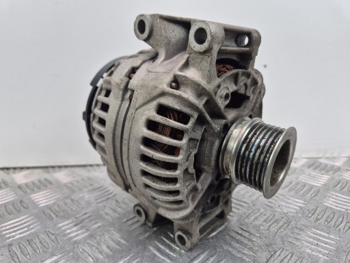 Mercedes GLK350 X204 Alternator A0131546302