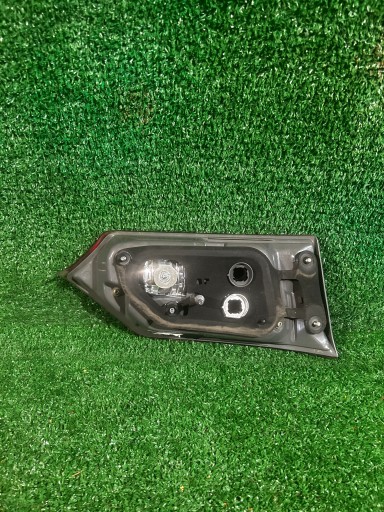 light rear part rear right to the bonnet TOYOTA COROLLA E16