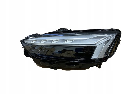 AUDI A5 8W LIFT LAMP LEFT MATRIX 8W6941039