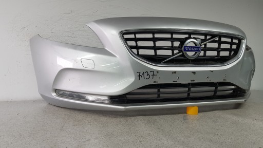 VOLVO V40 2012 nárazník předek 7137