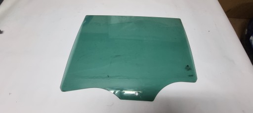 6V6845205A - СТЕКЛО ЗАДНЕЙ ЛЕВОЙ ДВЕРИ SKODA FABIA III 6V6845205B