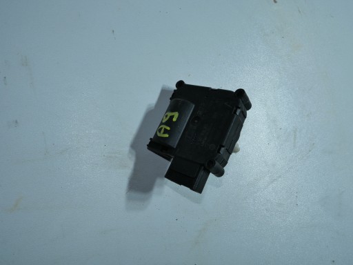 AUDI A6 C6 motorek topení 4F0820511A