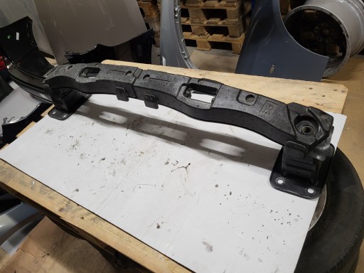 51127158449 - Балка бампера зд BMW X6 E71 7158449