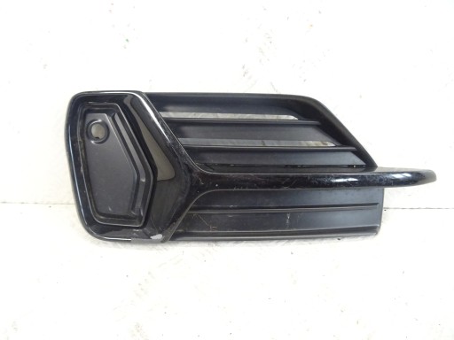 grid of a bumper front front left VOLVO XC90 II R-design 31383839