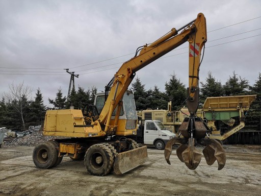 Екскаватор Liebherr 900