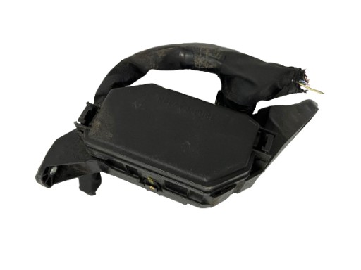 1.2 - Chr c-hr 1,2 t d4t может коробка предохранителей маленькая