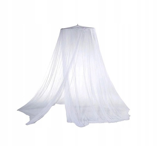 Москітна сітка над балдахіном ліжка