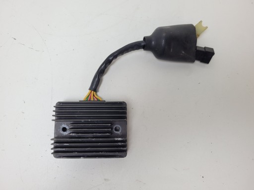 HONDA VFR 800 FI RC46 98-02 РЕГУЛЯТОР НАПРУГИ