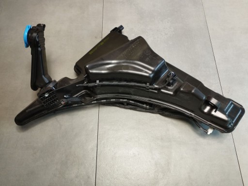 Audi A5 B10 washer fluid tank pompki 8B3955453A