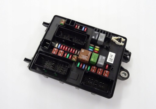 Блок предохранителей cadillac cts-v 2016+